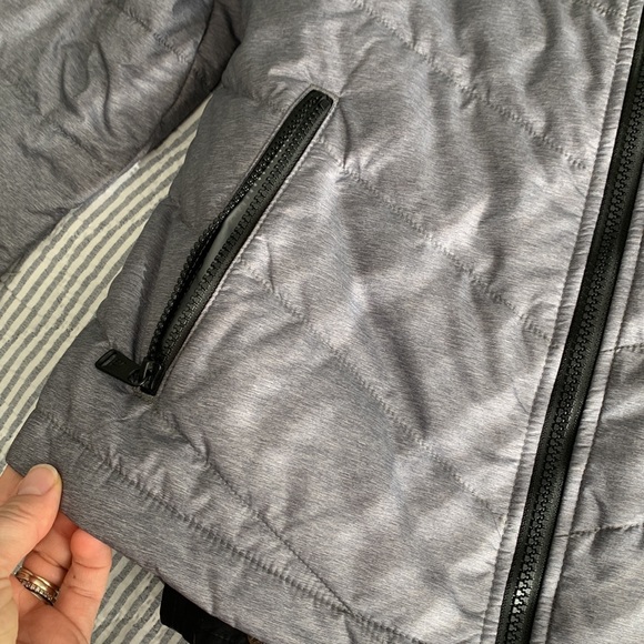 The North Face Jacket - Picture 4 of 8